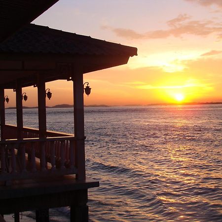 Ktm Resort Batam Sekupang Kültér fotó