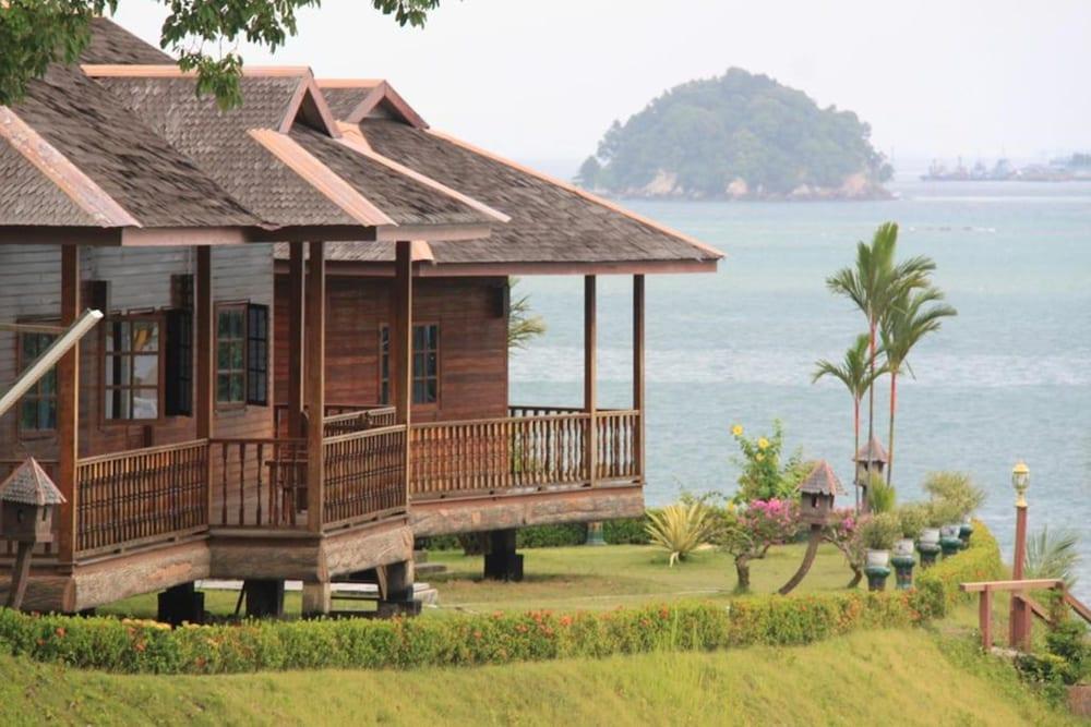 Ktm Resort Batam Sekupang Kültér fotó