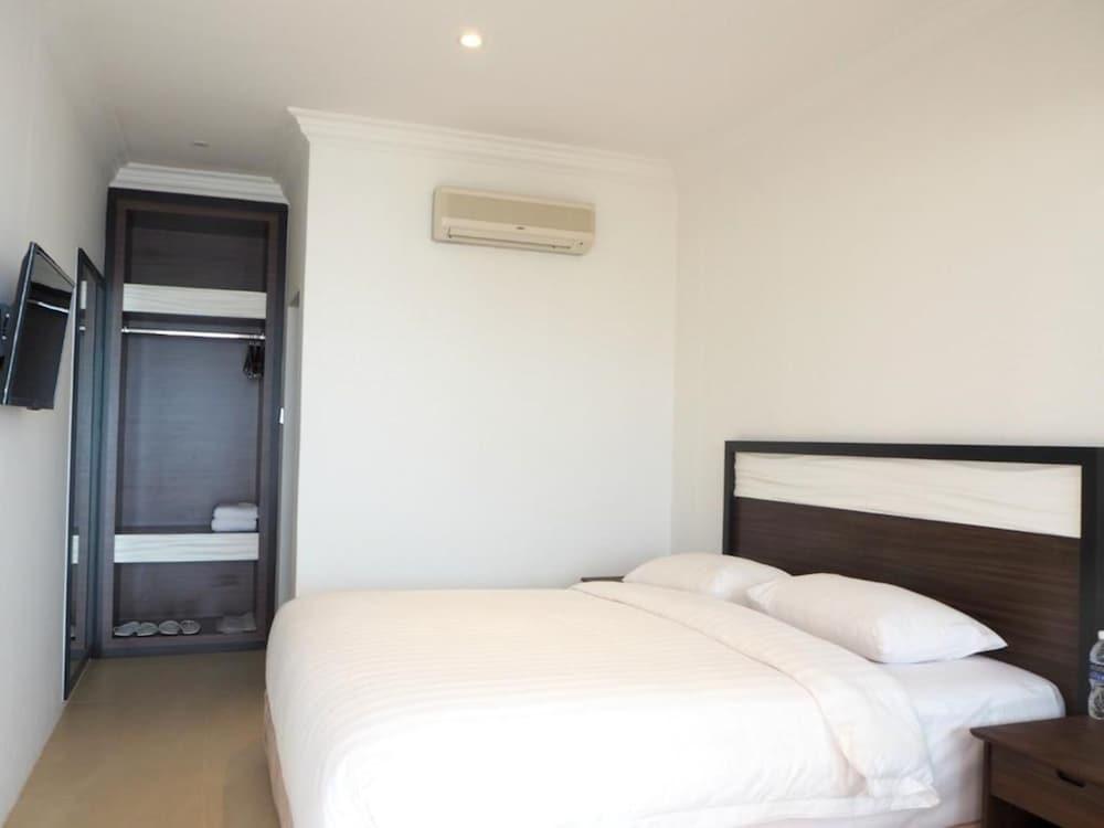 Ktm Resort Batam Sekupang Kültér fotó