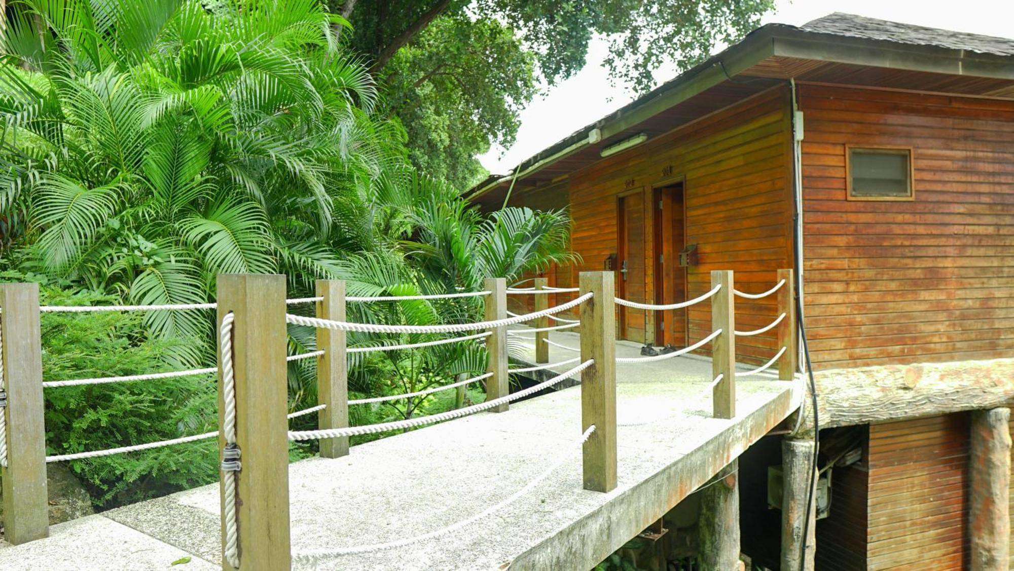 Ktm Resort Batam Sekupang Kültér fotó