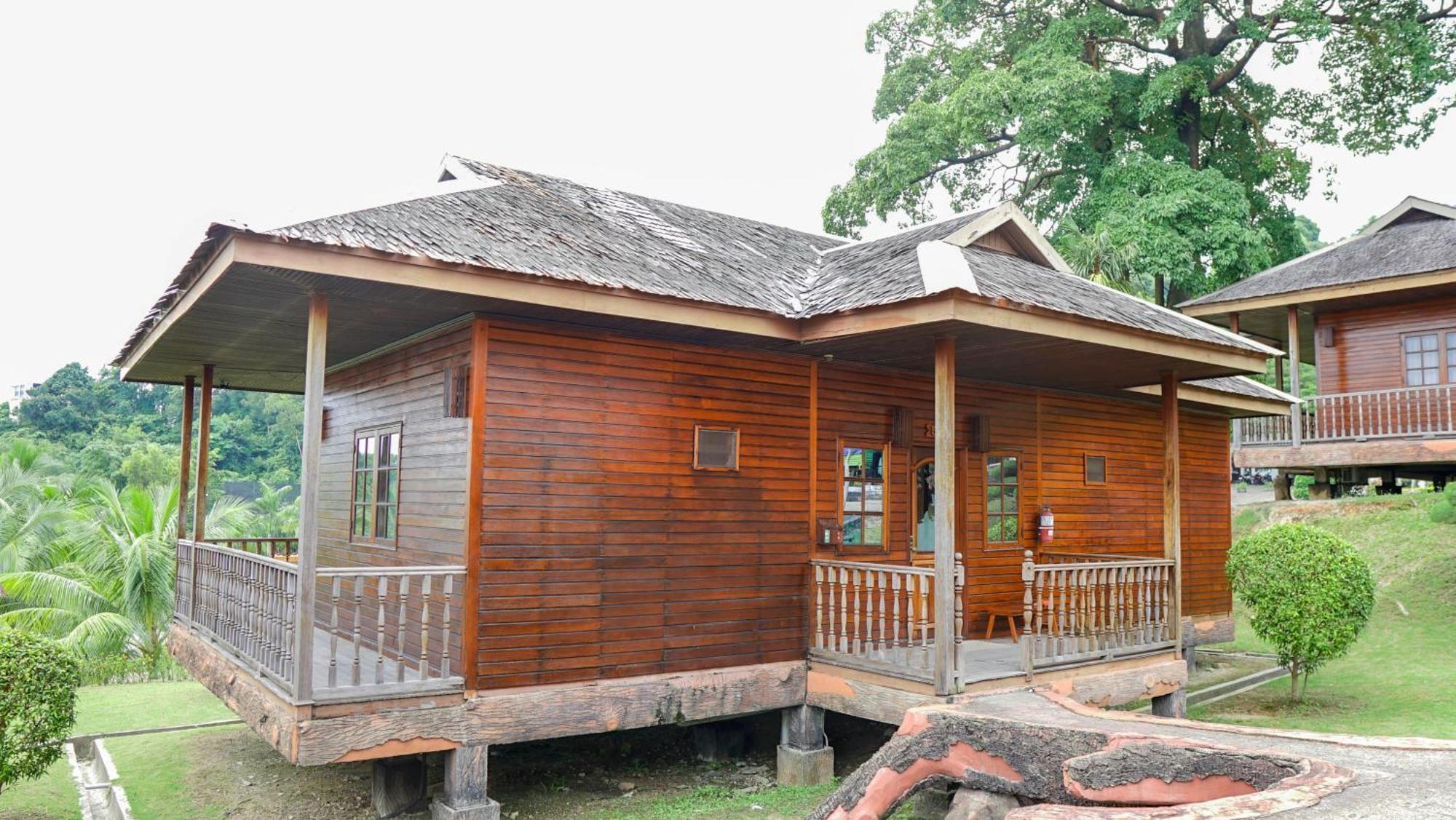 Ktm Resort Batam Sekupang Kültér fotó