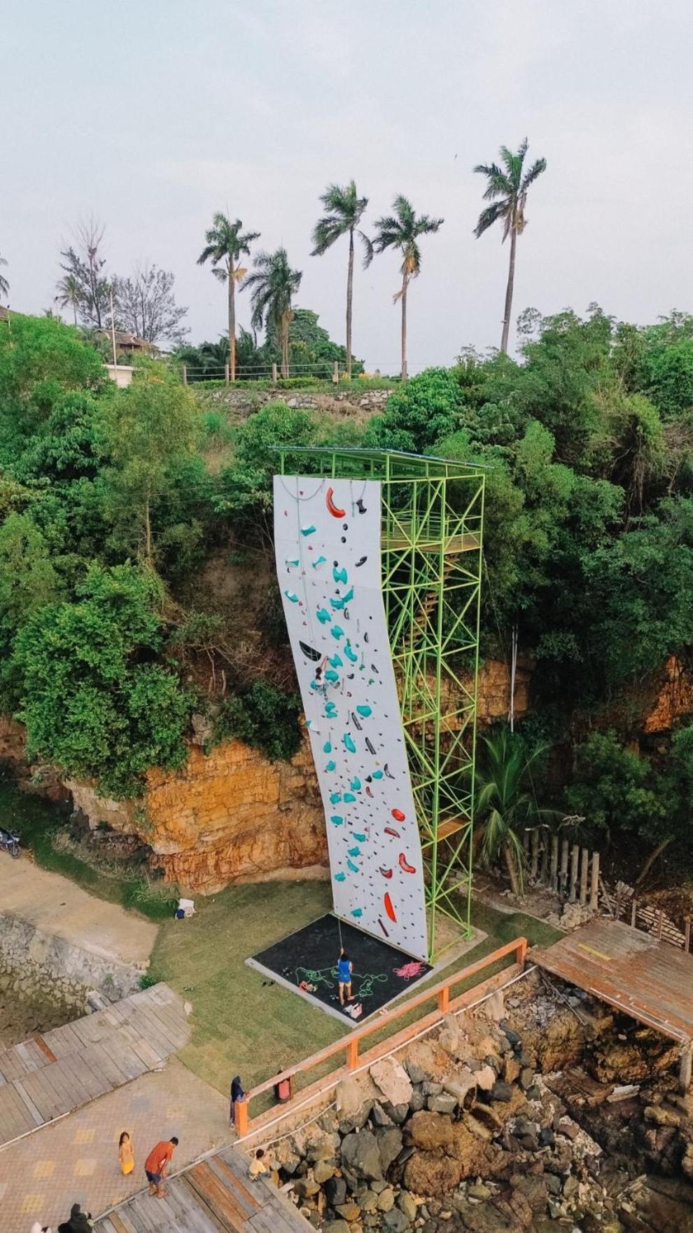Ktm Resort Batam Sekupang Kültér fotó
