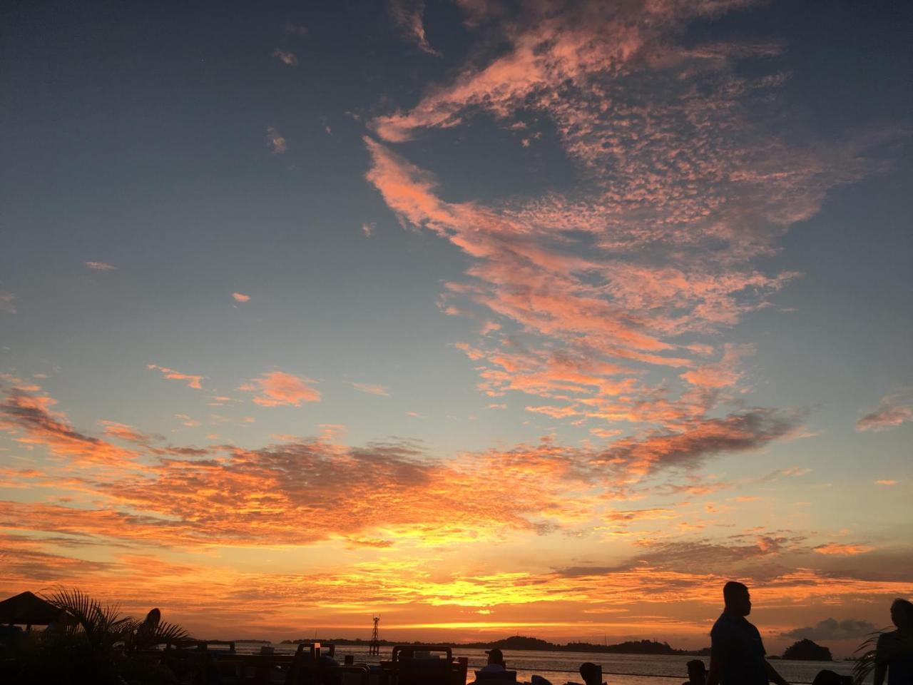 Ktm Resort Batam Sekupang Kültér fotó